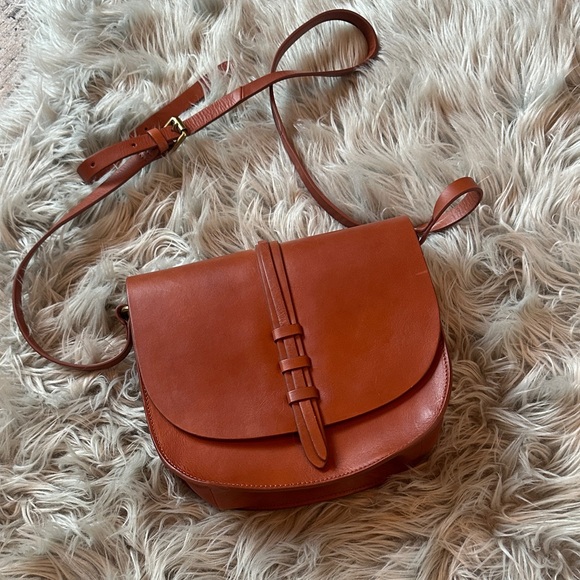 🌻🌻NEW Lucky Brand Saddle Crossbody Bag - Picture 1 of 3